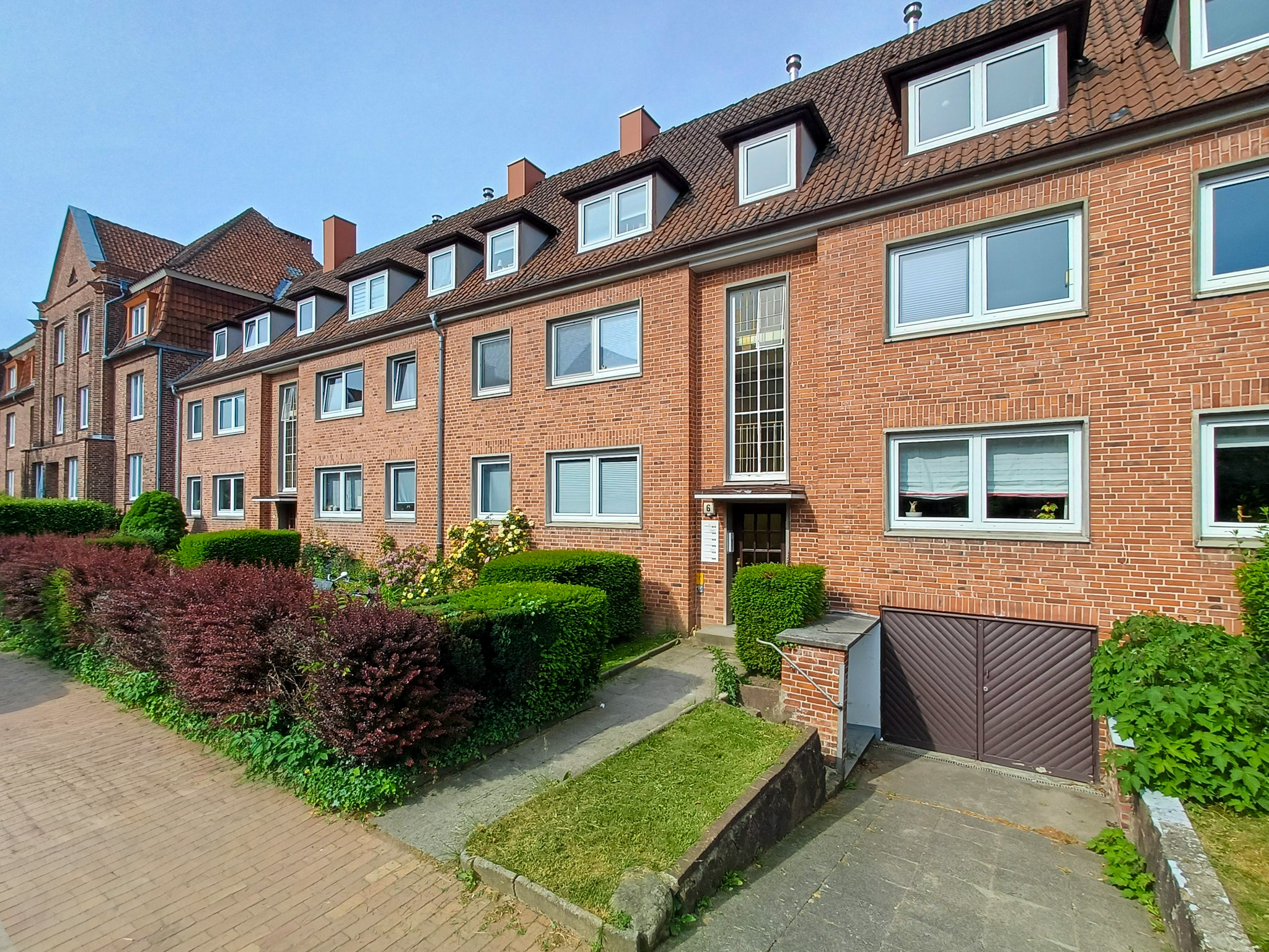 Rotl&ouml;scher Stra&szlig;e 6-8